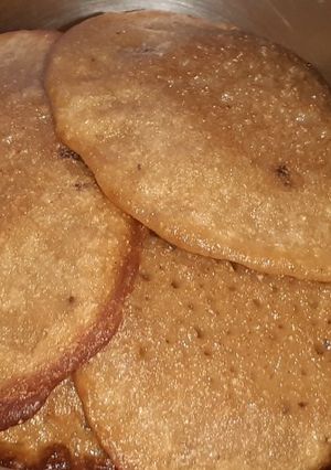 मीठी पुआ(meetha pua recipe in hindi) रेसिपी मुख्य फोटो