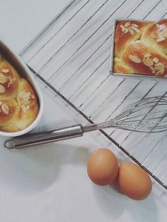 Hình của món Bánh mì hoa cúc (Harrys - Brioche Tressée).