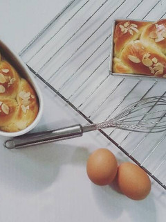 Hình của món Bánh mì hoa cúc (Harrys - Brioche Tressée).