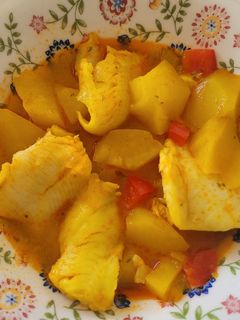 Una foto de Patatas guisadas con merluza, en un plis plas