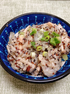 醬油奶香鮭魚炊飯 的食譜成品照片