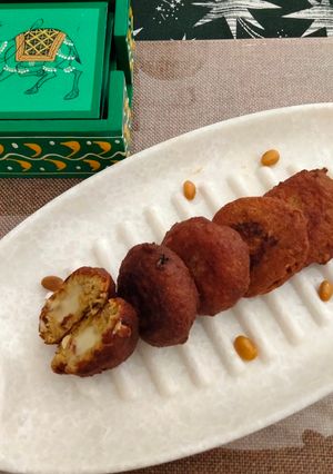 A picture of Protein rich soya bean cheese filled cutlet.