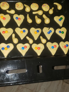 A picture of Simple cookies.