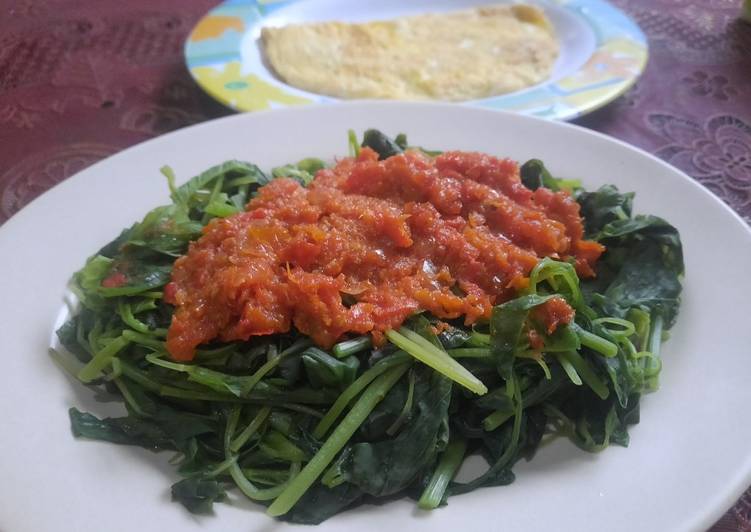 Resep Bayam Sambal Balado yang Lezat Sekali