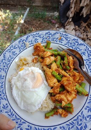 รูปของ พริกแกงไก่ใข่ดาวน้ำ ง่ายๆสไตล์เด็กบ้าน #อาหารคลีน #ไม่ใส่น้ำมัน