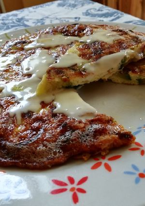 Foto di Frittata di zucchine con erba di s. Pietro e formaggio