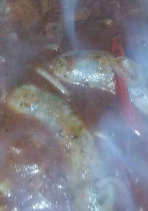 Una foto de Chorizo a la pomarola Riquísimo 🍜