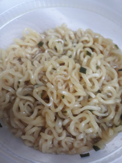 A picture of Simple Ramen with Chives.