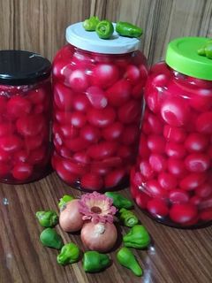 عکسی از دستور ترشی پیاز