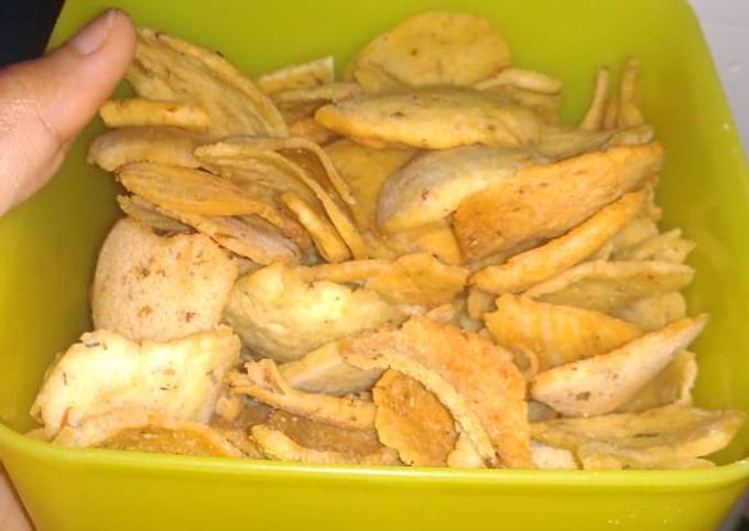 Resep Kerupuk Bawang  iris  khas rengat oleh Syafridaupik 