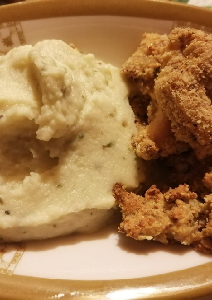 Una foto de Puré de Coliflor + nugget (grez)