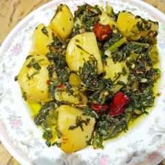 Palak Alo ki sabzi A picture of Palak Alo ki sabzi.