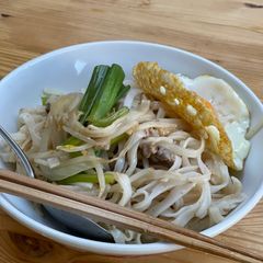 A picture of Beef Fried Rice Noodle 乾炒牛河.