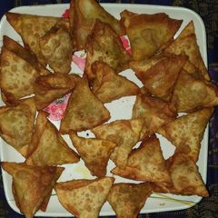 A picture of Mini samosa.