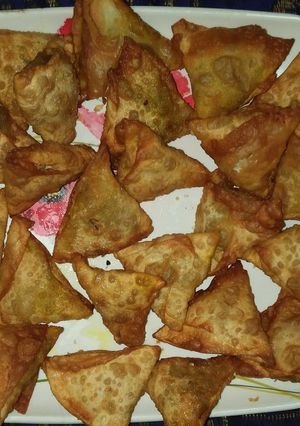 A picture of Mini samosa.