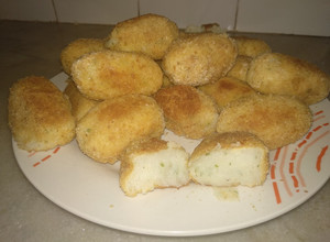 Una foto de Croquetas de papa sencillas