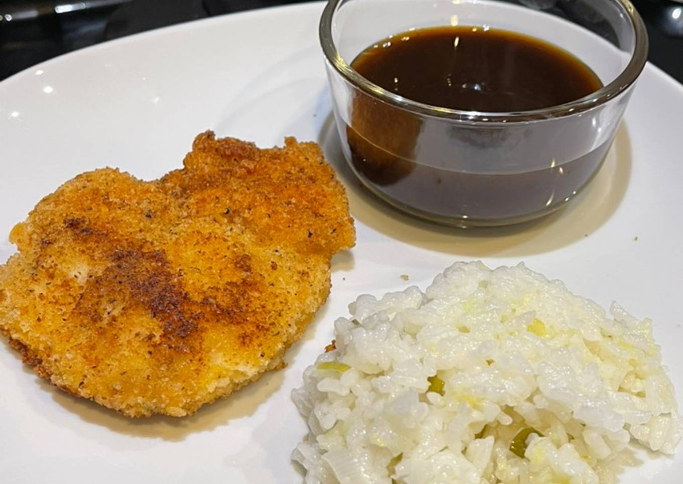 🧄😁PECHUGAS DE POLLO EMPANIZADAS CON ARROZ DE JENGIBRE Y SALSA KATSU 🍗 😋😋