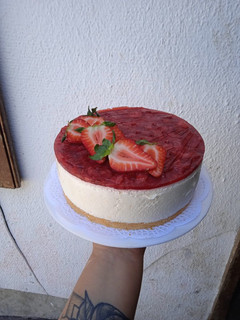 Una foto de Cheesecake de frutilla 🍓