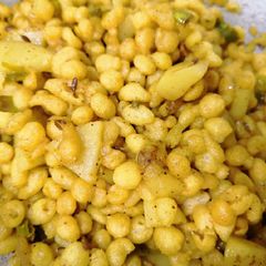 A picture of Recipe of aloo boondi ki sukhi sabji.