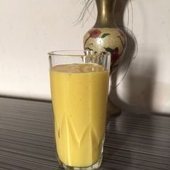 Mango smoothie A picture of Mango smoothie.