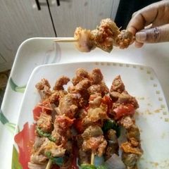 A picture of Skewed chicken.