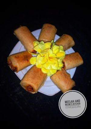 A picture of Fish roll.