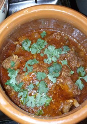 A picture of Handi gosht.