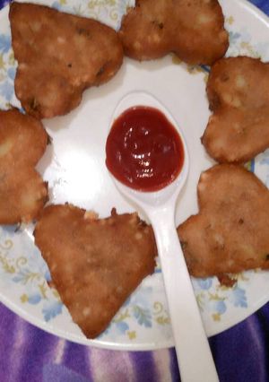 A picture of Aalu tikiya.