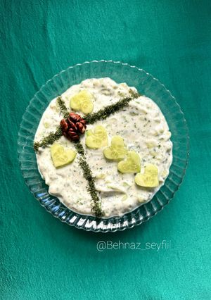 عکسی از دستور ماست و خیار با دلار (ماست چکیده طعم دار)🌸
