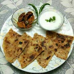 Aloo parantha A picture of Aloo parantha.