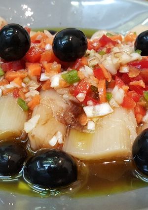 Foto principal de Ensalada de puerros y verduras 