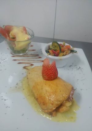 Una foto de Pallar de Ave Primavera en cama de maíz dulce