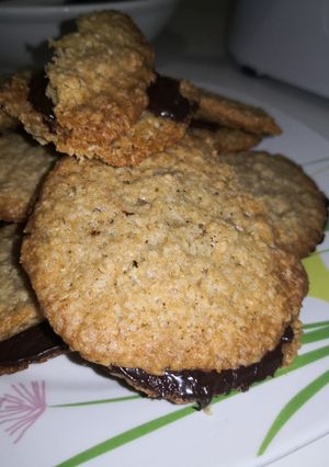 Foto di Biscotti sandwich al cioccolato