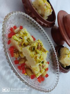 कलाकंद (kalakand recipe in Hindi) रेसिपी मुख्य फोटो