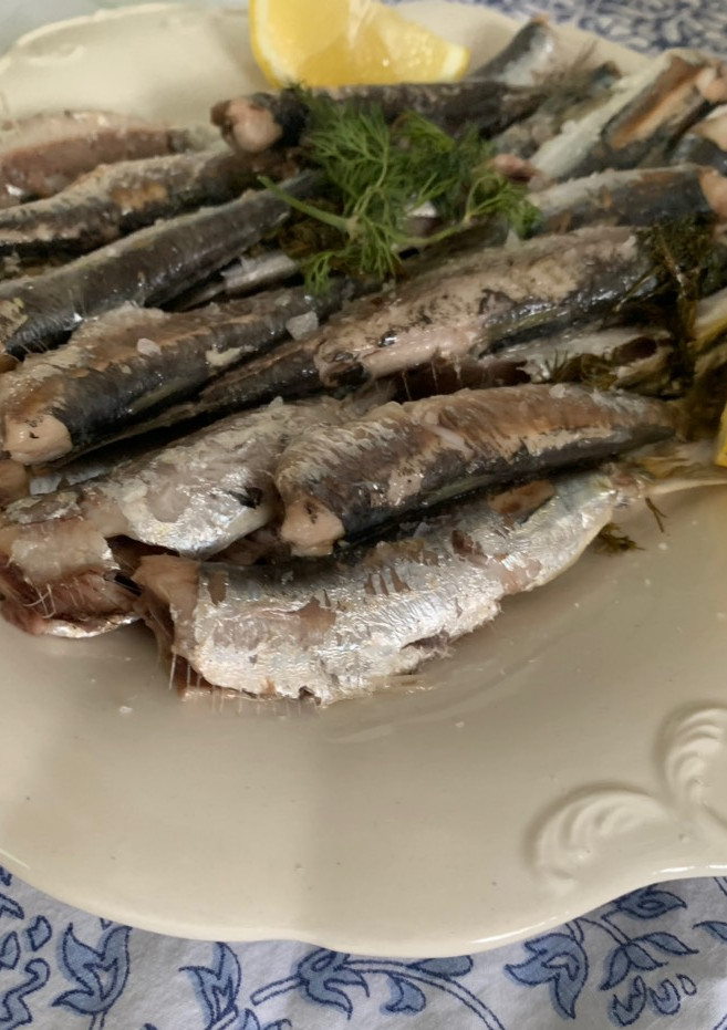 Una foto de Sardinas al horno sin olor y con eneldo fresco