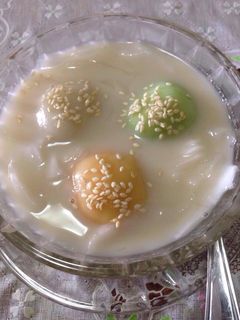 รูปของ บัวลอยญวนมะพร้าวอ่อน