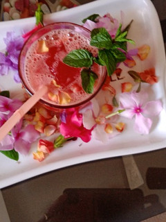 તરબુચ નુ શરબત (Watermelon Sharbat Recipe In Gujarati) રેસીપી મુખ્ય ફોટો