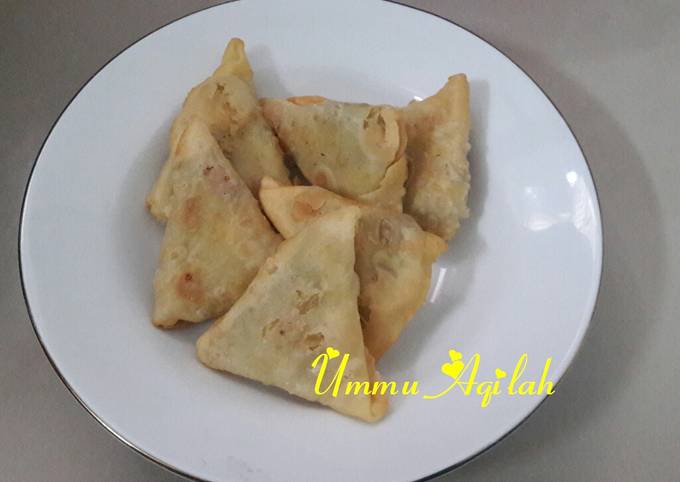 Samosa daging kambing