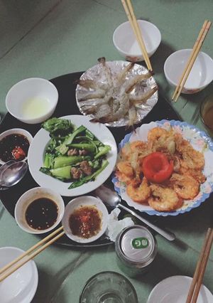 Hình của món Tôm sống mù tạt.