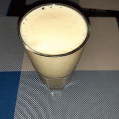 A picture of Banana smoothie.