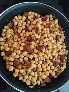Una foto de Garbanzos con chorizo