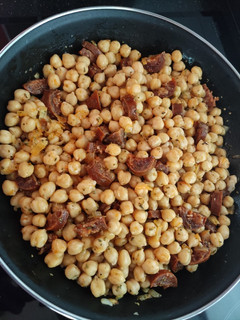 Una foto de Garbanzos con chorizo