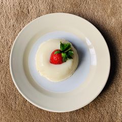 Panna cotta A picture of Panna cotta.