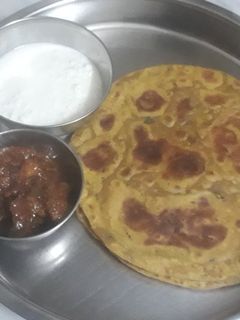 થેપલા  (Thepla Recipe in Gujarati) રેસીપી મુખ્ય ફોટો