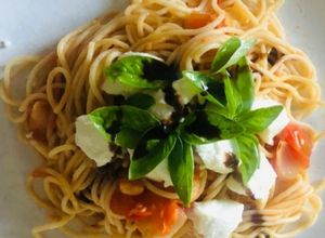 Foto de Massa com Tomate Cherry e Mozzarella