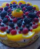 Mascarponés -joghurtos torta gyümölcsökkel