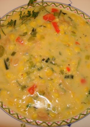 A picture of Clam and Leek Corn Chowder, Jon Style.