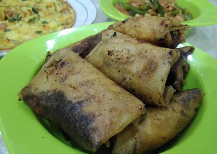 Piscok (Lumpia isi Pisang Coklat