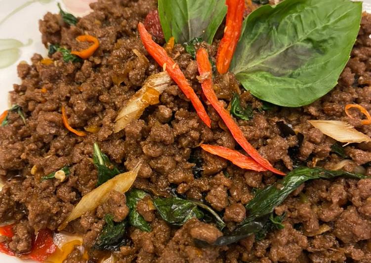 Pad Kra Pao (Thai Basil Beef)