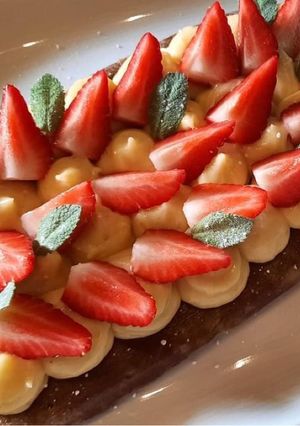 Une photo de Tarte citron spéculos fraises 🍓